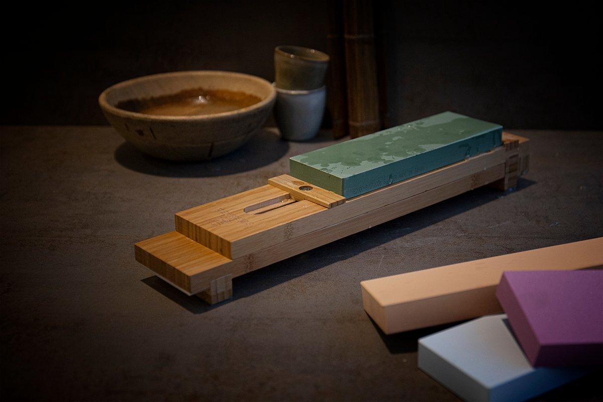 Skerper Sink Bridge sharpening stone holder, SA002 Advantageously